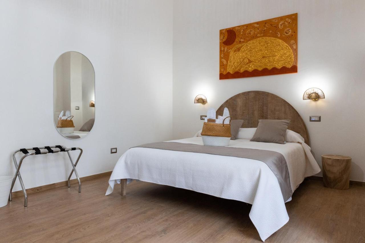 Lovely Rooms - Guest House Suites Triggiano Exterior photo