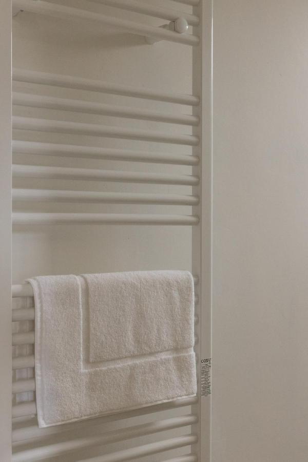 Lovely Rooms - Guest House Suites Triggiano Exterior photo